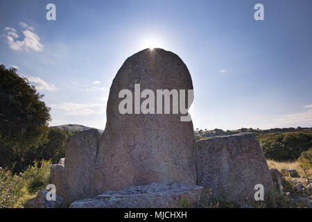 Tombe du géant S'Ena'e Thomes près de Dorgali, province de Nuoro, Sardaigne centrale, Barbagia, Sardaigne, Italie, Europe, Banque D'Images