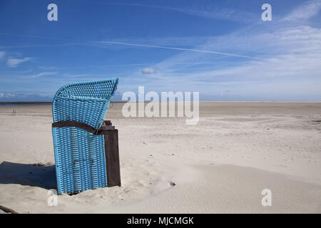 Chaises de plage sur l'île de Kniepsand, Amrum, Amrum, la mer du Nord, parc national de Schleswig-Holstein mer des Wadden Parc National, Schleswig - Holstein, Allemagne, Banque D'Images