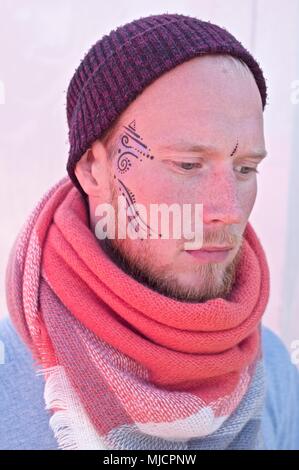 Nordic man wearing face paint Banque D'Images