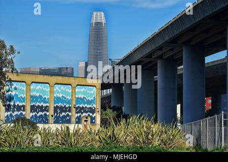 Vues de la tour de Salesforce à San Francisco, Californie Banque D'Images