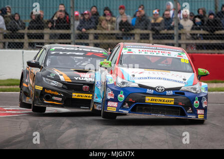 Dimanche 29 avril 2018, Dunlop MSA British Touring Car Championship BTCC à Donington Park Circuit, Derbyshire, Angleterre, RU Banque D'Images