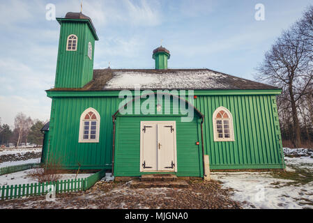 Vue de côté de mosquée à Kruszyniany, ancien village Tatars polonais au sein de l'établissement, comté de Sokolka Podlaskie Voivodeship de Pologne Banque D'Images