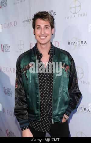 'Égard Magazine' Printemps 2018 Dévoilement Couverture fête a eu lieu au Riviera 31 Lounge de l'hôtel Sofitel à Los Angeles avec : Anthony Pazos Où : Los Angeles, California, United States Quand : 03 Avr 2018 Crédit : Sheri/WENN.com Determan Banque D'Images