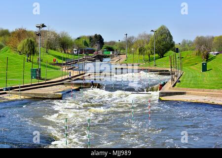 White Water Rafting Centre Nautique National cours Holme Pierrepont Nottingham England UK Banque D'Images