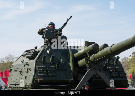 SAMARA - 5 mai : répétition générale du défilé militaire pendant la célébration du jour de la Victoire dans la Grande guerre patriotique sur sur la place le 5 mai 2018 dans Banque D'Images