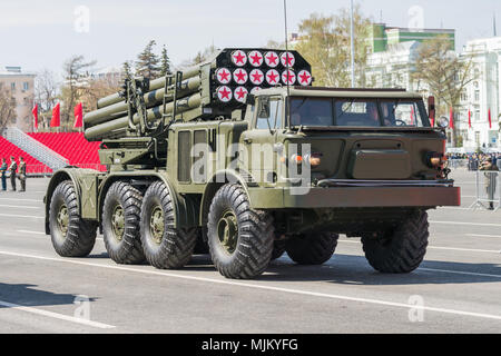 SAMARA - 5 mai : répétition générale du défilé militaire pendant la célébration du jour de la Victoire dans la Grande guerre patriotique sur sur la place le 5 mai 2018 dans Banque D'Images