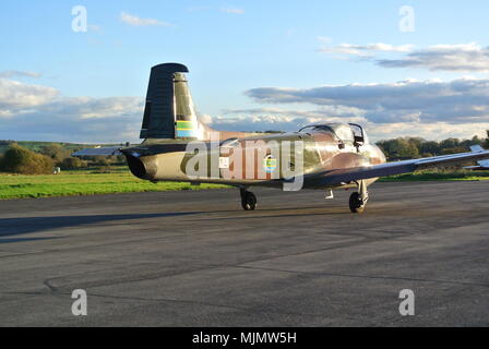 Jet Jet Provost G-PROV à Tollerton aéroport, au cours de vérifications avant vol, 2017 Banque D'Images