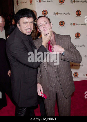 30 Nov 2000, Los Angeles, Californie, USA --- légende originale : Los Angeles : Mon VH-1 Awards (le 1er) s'est tenue au Shrine Auditorium à Los Angeles. --- ' Tsuni / USA 'Gene Simmons et Scott Weiland Gene Simmons et Scott Weiland enquête tsuni@Gamma-USA.com Banque D'Images