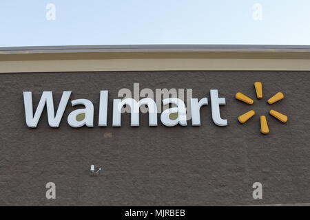 Super Walmart Store Se connecter. Banque D'Images