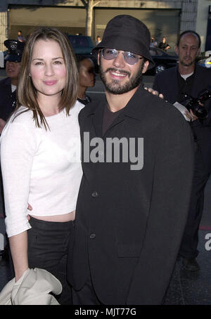 12 juil 2000, Los Angeles, Californie, USA --- Paula Marshall & Danny Nucci à la 'Shadow Heures de premiere. 7/12/00-Los Angeles, CA --- ' Tsuni / USA 'Paula Marshall & Danny Nucci Paula Marshall & Danny Nucci enquête tsuni@Gamma-USA.com Banque D'Images