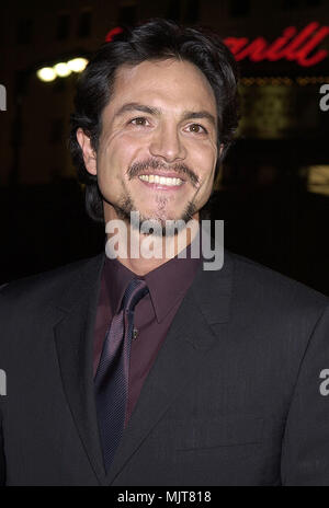 Déc 14, 2000 ; Los Angeles, CA, USA ; Mlle Convivialité 1ere était au Chinese Theater sur Hollywood Blvd - Los Angeles.Benjamin Bratt.08.jpgBratt.Benjamin.08 cas à Hollywood Life - Californie, Red Carpet Event, Vertical, USA, Cinéma, Célébrités, photographie, Bestof, Arts, Culture et divertissement, Célébrités Topix fashion / du tapis rouge-1994-2000, une personne, Vertical, Best of, Hollywood la vie, événement dans la vie d'Hollywood, Californie - Tapis rouge et en backstage, USA, Cinéma, Célébrités, cinéma, télévision, Célébrités célébrités Musique, Photographie, arts, Bestof C Banque D'Images