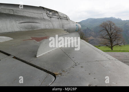 Vieux MIG jet en face de l'Mikoyan museum de Sanahin, Lori province, de l'Arménie. Banque D'Images