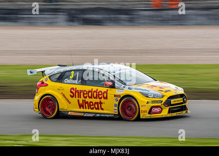 Dimanche 29 avril 2018, Tom Chilton Ford Focus RS Dunlop MSA British Touring Car Championship BTCC à Donington Park Circuit, Derbyshire, Angleterre, RU Banque D'Images