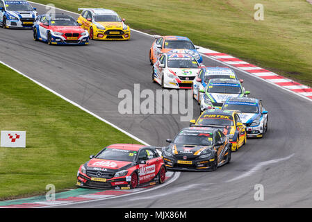 Dimanche 29 avril 2018, Dunlop MSA British Touring Car Championship BTCC à Donington Park Circuit, Derbyshire, Angleterre, RU Banque D'Images