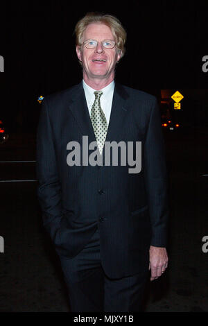 Ed Begley jr. En arrivant à la 60e anniversaire de Bill Wyman et lancement du livre ' roulant avec les Rolling Stones" au Bar Marmont à Los Angeles. 24 octobre, 2002. - JpgBegleyEdJr BegleyEdJr13.13 Événement dans la vie d'Hollywood, Californie - Red Carpet Event, Vertical, USA, Cinéma, Célébrités, photographie, Bestof, Arts, Culture et divertissement, Célébrités Topix fashion / du tapis rouge-, une personne, Vertical, Best of, Hollywood la vie, événement dans la vie d'Hollywood, Californie - Tapis rouge et en backstage, USA, Cinéma, Célébrités, cinéma, télévision célébrité Banque D'Images