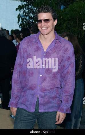 David Boreanaz en arrivant à la première de ' Austin Powers in Goldmember ' à l'Universal Amphitheatre de Los Angeles. Le 22 juillet 2002. - JpgBoreanazDavid BoreanazDavid01.01 Événement dans la vie d'Hollywood, Californie - Red Carpet Event, Vertical, USA, Cinéma, Célébrités, photographie, Bestof, Arts, Culture et divertissement, Célébrités Topix fashion / du tapis rouge-, une personne, Vertical, Best of, Hollywood la vie, événement dans la vie d'Hollywood, Californie - Tapis rouge et en backstage, USA, Cinéma, Célébrités, cinéma, télévision, célébrités, célébrités Musique Banque D'Images