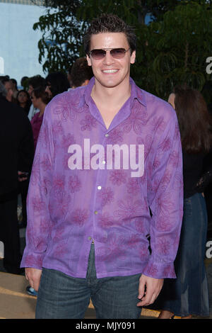 David Boreanaz en arrivant à la première de ' Austin Powers in Goldmember ' à l'Universal Amphitheatre de Los Angeles. Le 22 juillet 2002. - JpgBoreanazDavid BoreanazDavid55.55 Événement dans la vie d'Hollywood, Californie - Red Carpet Event, Vertical, USA, Cinéma, Célébrités, photographie, Bestof, Arts, Culture et divertissement, Célébrités Topix fashion / du tapis rouge-, une personne, Vertical, Best of, Hollywood la vie, événement dans la vie d'Hollywood, Californie - Tapis rouge et en backstage, USA, Cinéma, Célébrités, cinéma, télévision, célébrités, célébrités Musique Banque D'Images