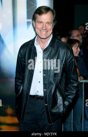 Stephen Collins (7e ciel), en arrivant à l'hiver 2003 'WB TCA Tour Party' à Hollywood et Highland à Los Angeles, Ca. Samedi, 11 janvier 2003 - CollinsStephen 7thHeaven146.jpgCollinsStephen 7thHeaven146 événement dans la vie d'Hollywood, Californie - Red Carpet Event, Vertical, USA, Cinéma, Célébrités, photographie, Bestof, Arts, Culture et divertissement, Célébrités Topix fashion / du tapis rouge-, une personne, Vertical, Best of, Hollywood la vie, événement dans la vie d'Hollywood, Californie - Tapis rouge et en backstage, USA, Cinéma, Célébrités, film celebritie Banque D'Images