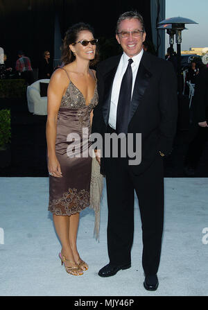 Tim Allen et Jane Hagduk au croisement "ROBB Report's Best of the Best" au profit de la Children's Foundation Sauvetage ' de l'aéroport de Santa Monica à Los Angeles. Le 28 août 2004. - HagdukJane AllenTin28.JPG - HagdukJane AllenTin28 JPGAllenTin HagdukJane28.événement dans la vie d'Hollywood, Californie - Red Carpet Event, Vertical, USA, Cinéma, Célébrités, photographie, Bestof, Arts, Culture et divertissement, Célébrités Topix fashion / du tapis rouge-, Vertical, Best of, Hollywood la vie, événement dans la vie d'Hollywood, Californie - Tapis Rouge , U Banque D'Images