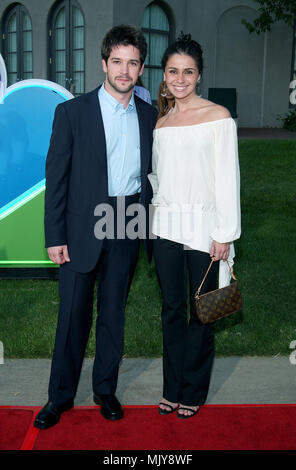 Murilo Benicio et Giovanna Antonelli (El Clon) arrivant à la partie d'Étoiles pour la nouvelle saison de NBC au Ritz Carlton à Pasadena, Los Angeles. Le 24 juillet 2002. - BenicioM AntonelliG  ElClon BenicioM3.JPG - AntonelliG ElClon JPGBenicioM AntonelliG 3. ElClon3 événement dans la vie d'Hollywood, Californie - Red Carpet Event, Vertical, USA, Cinéma, Célébrités, photographie, Bestof, Arts, Culture et divertissement, Célébrités Topix fashion / du tapis rouge-, Vertical, Best of, Hollywood la vie, événement dans la vie d'Hollywood, Californie - Tapis Rouge , États-Unis Banque D'Images