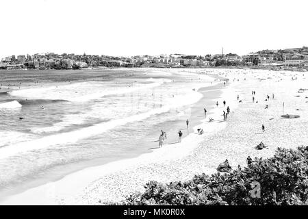 En Australie les gens à bondie beach et la station près de ocean Banque D'Images