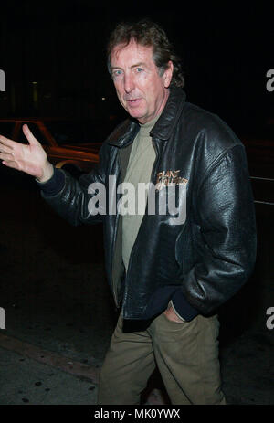 Eric Idle en arrivant à la 60e anniversaire de Bill Wyman et lancement du livre ' roulant avec les Rolling Stones" au Bar Marmont à Los Angeles. 24 octobre, 2002. - JpgIdleEric IdleEric15.15 Événement dans la vie d'Hollywood, Californie - Red Carpet Event, Vertical, USA, Cinéma, Célébrités, photographie, Bestof, Arts, Culture et divertissement, Célébrités Topix fashion / du tapis rouge-, une personne, Vertical, Best of, Hollywood la vie, événement dans la vie d'Hollywood, Californie - Tapis rouge et en backstage, USA, Cinéma, Célébrités, cinéma, télévision, célébrités Banque D'Images