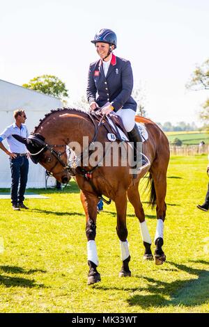 Le Gloucestershire, Royaume-Uni. 6 mai 2018. Concours hippique. Jour 4. Gemma Tattersall. L'âme de l'Arctique. GBR. La 4ème place. Badminton Horse Trials Mitsubishi. Le Badminton. UK. 06/05/2018. Credit : Sport en images/Alamy Live News Banque D'Images