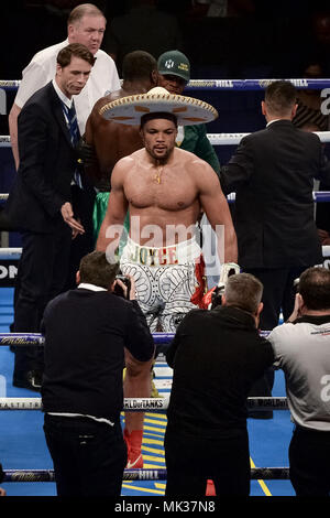 Londres, Royaume-Uni. 5 mai, 2018. Lenroy Thomas vs Joe Joyce match de boxe à l'O2 arena. Crédit : Guy Josse/Alamy Live News Banque D'Images