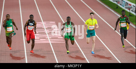 GOLD COAST, AUSTRALIE - 8 avril : Bruintjies Cejhae Henricho, Greene, Enoch Olaoluwa Adegoke, Rohan Browning, Emanuel Archibald concurrentes dans les Men's Banque D'Images