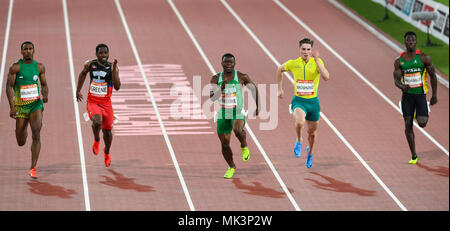 GOLD COAST, AUSTRALIE - 8 avril : Bruintjies Cejhae Henricho, Greene, Enoch Olaoluwa Adegoke, Rohan Browning, Emanuel Archibald concurrentes dans les Men's Banque D'Images