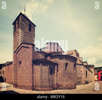 La vue quotidienne de la cathédrale d'Urgel en La Seu d'Urgell. La Catalogne, Espagne Banque D'Images