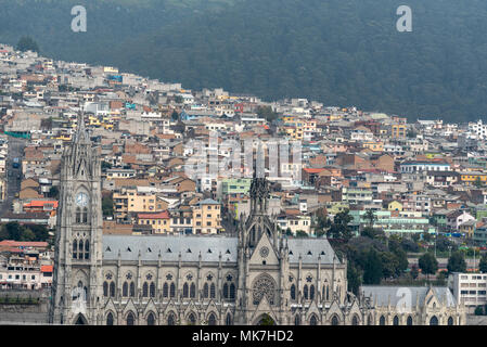 L'église et de voisinage, Quito, Équateur. Banque D'Images