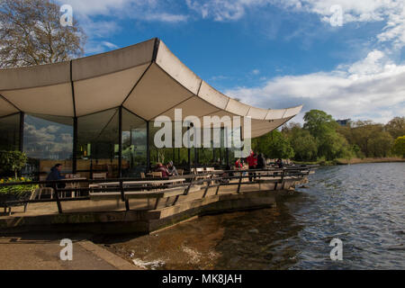 La serpentine Bar & Kitchen dans Hyde Park Banque D'Images