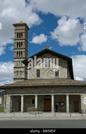 ST. KARL ÉGLISE, ST. MORITZ-BAD, ST. MORITZ, UPPER ENGADINE, canton des Grisons, Suisse Banque D'Images