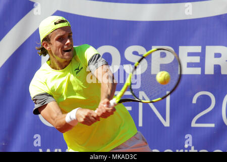 Ostrava, République tchèque. 06 mai, 2018. Le joueur belge De Greef a remporté le concours des célibataires au Prosperita Open du tennis masculin tournoi challenger d'Ostrava (argile rouge, prix 64 000 euros), la République tchèque, le 6 mai 2018. Crédit : Petr Sznapka/CTK Photo/Alamy Live News Banque D'Images