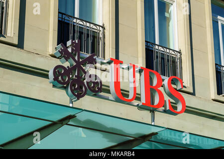 Berne, Suisse - le 17 octobre 2017 : Branche d'une des plus grandes banques suisses UBS Banque D'Images