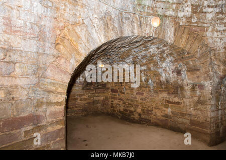 SHLISSELBURG, SAINT PETERSBURG, Russie - le 21 août 2017 : dans les sous-sols des casemates dans le secret house-prison dans la forteresse Oreshek. Médiévale russe Banque D'Images