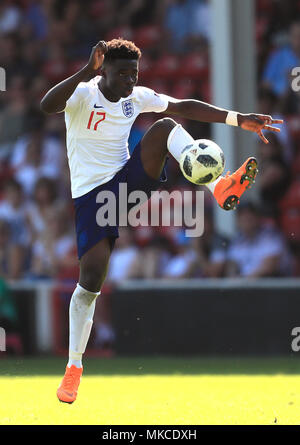 Angleterre U17's Bukayo Saka pendant l'UEFA EURO U17 Championnat, un match de groupe dans les banques, le stade de Walsall. ASSOCIATION DE PRESSE Photo. Photo date : lundi 7 mai 2018. Voir l'ACTIVITÉ DE SOCCER U17 histoire de l'Angleterre. Crédit photo doit se lire : Mike Egerton/PA Wire. RESTRICTIONS : un usage éditorial uniquement. Pas d'utilisation commerciale. Banque D'Images