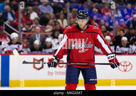 Les Capitals de Washington le défenseur John Carlson (74). Banque D'Images