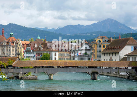 Pont De La Chapelle De Kapellbrücke, Lucerne, Suisse, Europe Banque D'Images