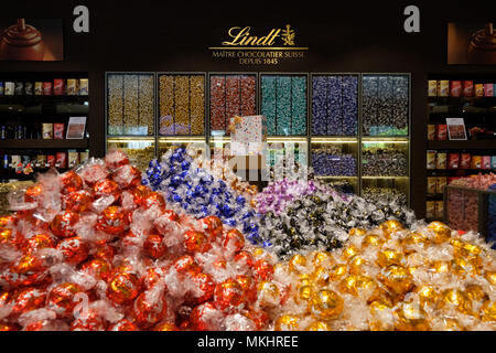 Magasin d'usine de chocolat Lindt à Zurich, Suisse, Europe Banque D'Images