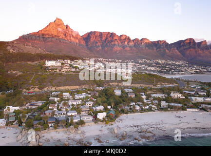 Vue aérienne sur Clifton Beach, Cape Town, Afrique du Sud Banque D'Images