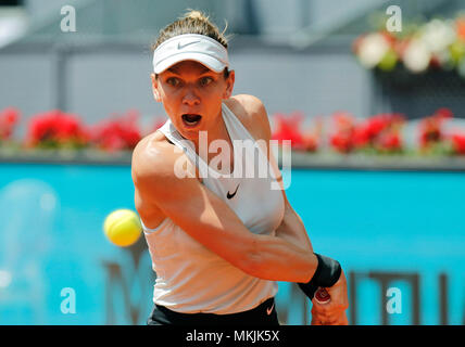 Madrid, Espagne. 8 mai 2018. Mutua Madrid Open 2018 de tennis. (Photo : José Cuesta/261/Cordon presse). Correspondance entre : Simona (ROU) et Elise Martens (BEL). Credit : CORDON PRESS/Alamy Live News Banque D'Images