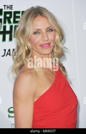 Cameron Diaz - Le Frelon Vert Premiere au Chinese Theatre de Los Angeles.Une  Cameron Diaz 01 Red Carpet Event, Vertical, USA, Cinéma, Célébrités, photographie, Bestof, Arts, Culture et divertissement, Célébrités Topix fashion / Vertical, Best of, événement dans la vie d'Hollywood, Californie - Tapis rouge et en backstage, USA, Cinéma, Célébrités, cinéma, télévision, Célébrités célébrités musique, photographie, Arts et culture, Bestof, divertissement, Topix headshot, vertical, une personne, à partir de l'an 2011, enquête tsuni@Gamma-USA.com Banque D'Images
