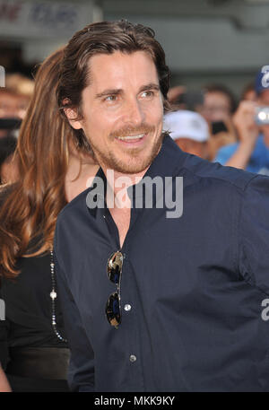 Christian Bale à la Christopher Nolan honoré avec la main et pied Imprimer Cérémonie au Chinese Theatre de Los Angeles.Christian Bale  18 Red Carpet Event, Vertical, USA, Cinéma, Célébrités, photographie, Bestof, Arts, Culture et divertissement, Célébrités Topix fashion / Vertical, Best of, événement dans la vie d'Hollywood, Californie - Tapis rouge et en backstage, USA, Cinéma, Célébrités, cinéma, télévision, Célébrités célébrités musique, photographie, Arts et culture, Bestof, divertissement, Topix headshot, vertical, une personne, à partir de l'an 2012, enquête tsuni@Gamma-USA.com Banque D'Images