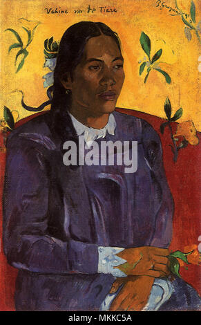 Woman Holding Flower Banque D'Images