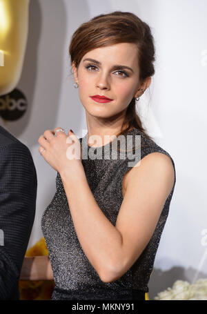 Emma Watson 205 Salle de presse à la 86e cérémonie des Oscars 2014 au Dolby Theatre de Los Angeles.Emma Watson 205 Red Carpet Event, Vertical, USA, Cinéma, Célébrités, photographie, Bestof, Arts, Culture et divertissement, Célébrités Topix fashion / Vertical, Best of, événement dans la vie d'Hollywood, Californie - Tapis rouge et en backstage, USA, Cinéma, Célébrités, cinéma, télévision, Célébrités célébrités musique, photographie, Arts et culture, Bestof, divertissement, Topix headshot, vertical, une personne, à partir de l'an , 2014, enquête tsuni@Gamma-USA.com Banque D'Images