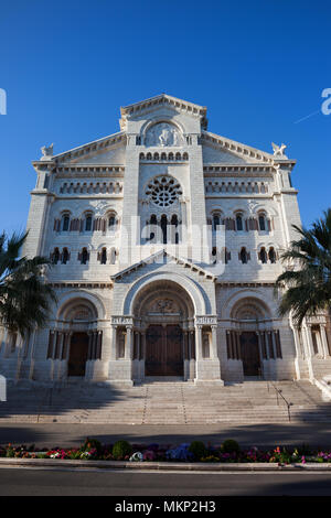 Monaco, Saint Nicolas cathédrale (Cathédrale Notre Dame Immaculee), construit en 1875-1903, de l'architecture néo-romane Banque D'Images