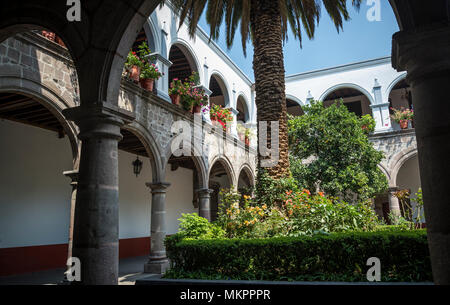 Véranda, paroisse de San Juan Bautista, Coyoacan, Mexico City, Mexico Banque D'Images