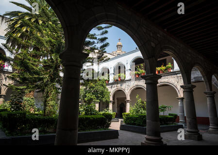 Véranda, paroisse de San Juan Bautista, Coyoacan, Mexico City, Mexico Banque D'Images